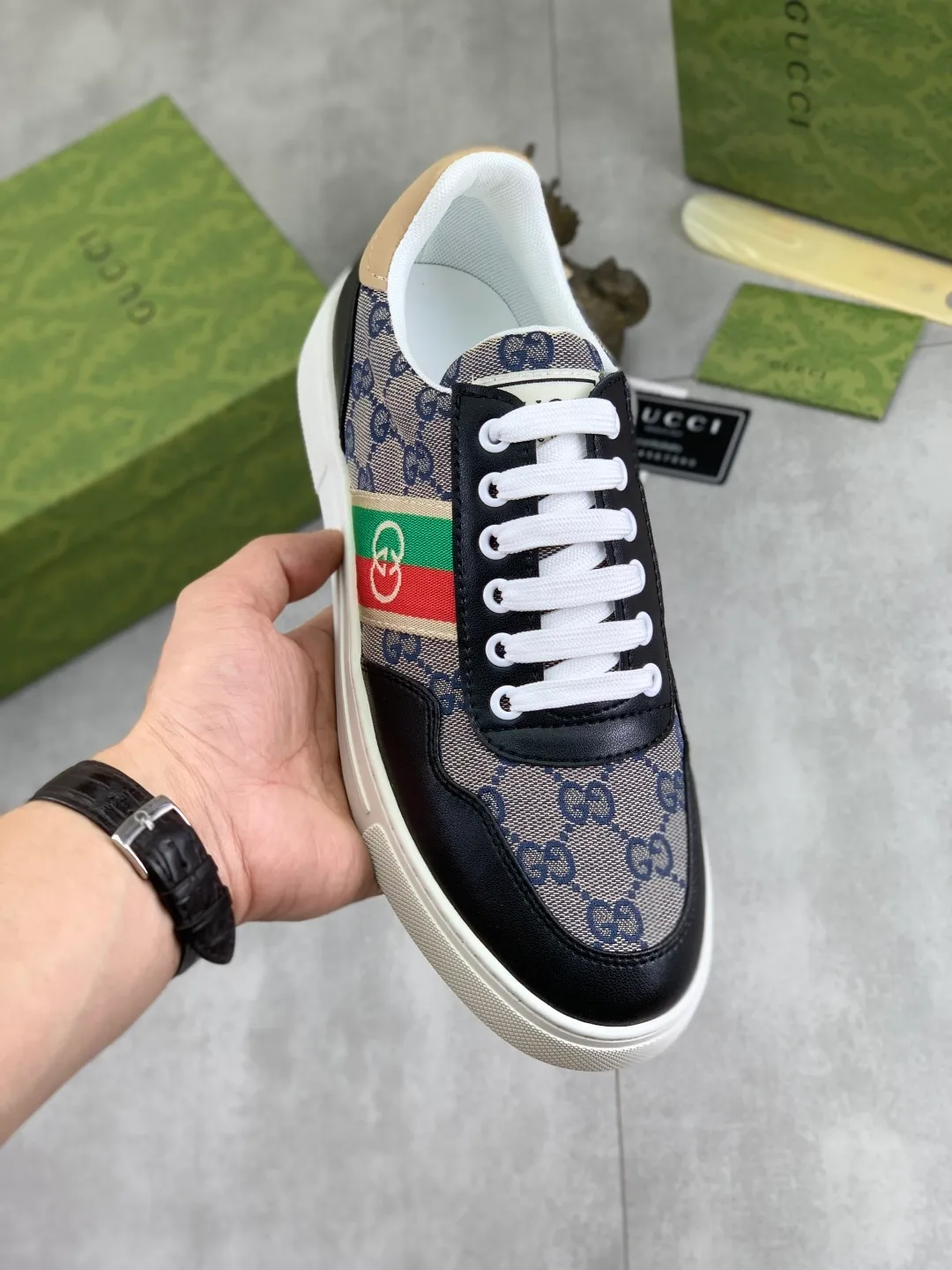 Men's men's shoes 💰P440💰 [New model] (GUCCI) official website's latest 🎁🎁casual and fashionable men's shoes 👟, hot style 💥 style is simple and elegant, exclusive for trendy men. Unique official website's latest brand double G elements Original 👑Gucci decoration, fashionable and generous, the fabric is original frosted calfskin✅Fully imported first-layer pigskin lining, the official website specifies wear-resistant, lightweight original rubber casual outsole, the classic model is taken in real life🎬38-44 3️⃣ colors available